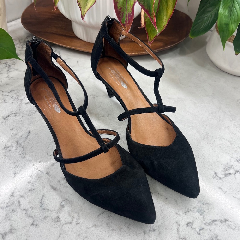 Jeffrey Campbell for Free People Black Suede T-Strap Kitten Heels Pumps 10